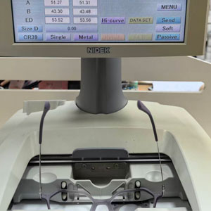 inspect eyewear frame size by LT1200 tracing machine