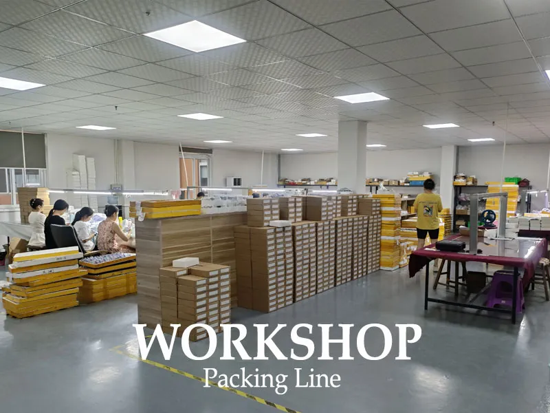 Workshop-Packing-Line.jpg Eyeglasses workshop - Packing Line